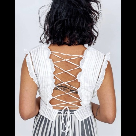 SIR The Label Ciel Lace Up Back Pleated Crop Top Black - Picture 4 of 9